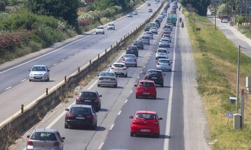 Τέλη κυκλοφορίας με τον μήνα: Νωρίτερα θα καταβληθεί φέτος η πληρωμή τους