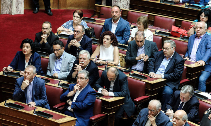 Ομιλία Ζελένσκι: Δεν θα μετάσχουν οι βουλευτές του ΚΚΕ στην ειδική συνεδρίαση