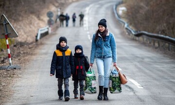 Περισσότεροι από 5 εκατ. άνθρωποι έχουν εγκαταλείψει την Ουκρανία