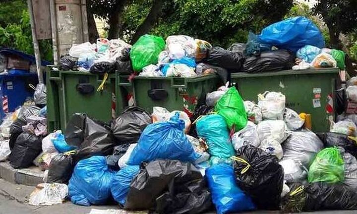 «Πνίγεται» στα σκουπίδια το Μεσολόγγι - Κηρύχθηκε σε κατάσταση έκτακτης ανάγκης
