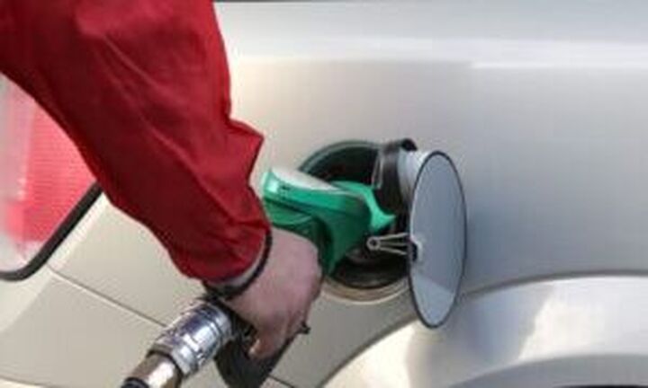 Τις 64.000 έφτασαν, ήδη, οι αιτήσεις για το Fuel Pass