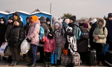 Περισσότεροι από 5,3 Ουκρανοί πρόσφυγες εγκατέλειψαν τη χώρα τους