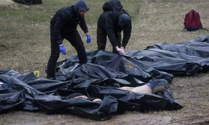 Πόλεμος στην Ουκρανία: Βρήκαν 1.150 πτώματα αμάχων στην περιφέρεια του Κιέβου