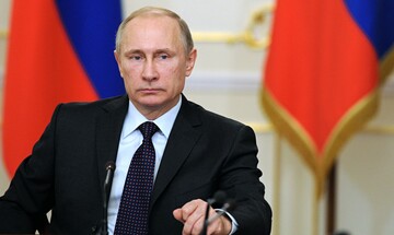  Κρεμλίνο: Σύνδεση του ρουβλίου με τον χρυσό συζητάει ο Πούτιν