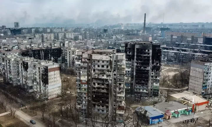 Οι Ρώσοι σφυροκοπούν το Αζοφστάλ
