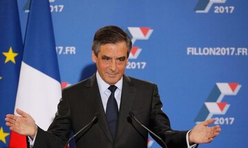 Σε τέσσερα χρόνια φυλάκιση ο πρώην Γάλλος πρωθυπουργός Φρανσουά Φιγιόν για το «ρουσφέτι» στη σύζυγο