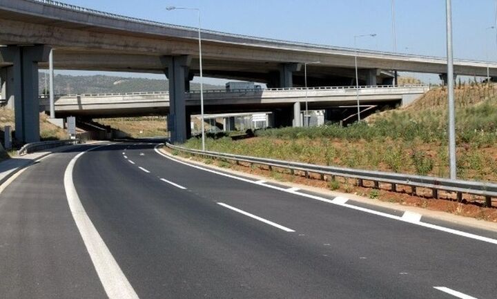 Τροχαία: 363 παραβάσεις κυκλοφορίας οχημάτων στη Λωρίδα Έκτακτης Ανάγκης