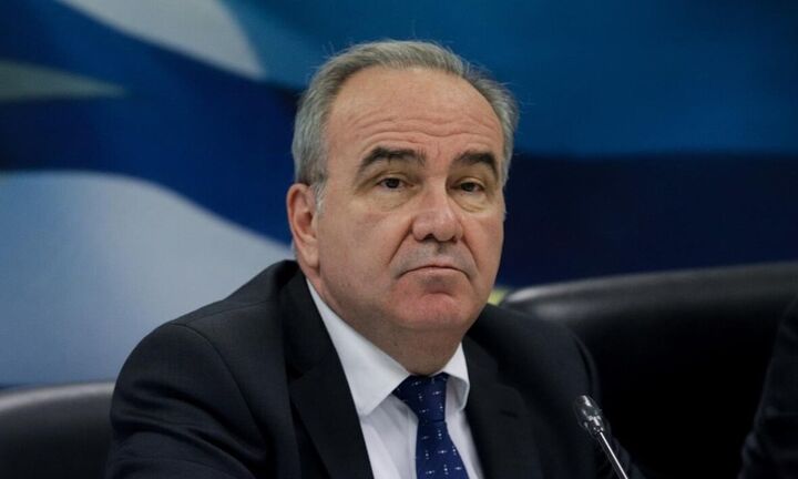 Παπαθανάσης: Η ρήτρα αναπροσαρμογής καταργείται τον Ιούλιο