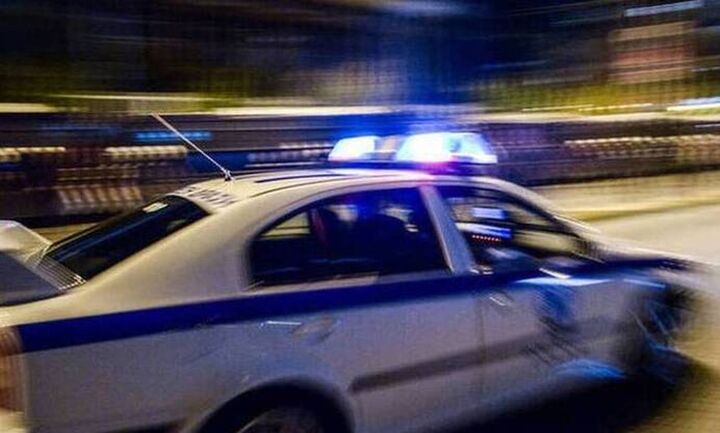 Μίνι οπλοστάσιο στο Μενίδι: Συνελήφθη ένας 18χρονος ενώ αναζητείται ένας ακόμη