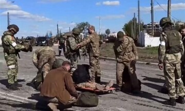 Πόλεμος στην Ουκρανία: Ακόμα 771 μαχητές του Αζοφστάλ παραδόθηκαν στη Ρωσία