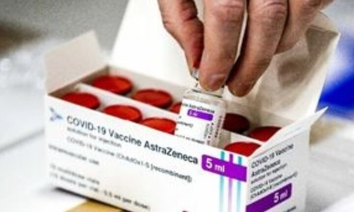 AstraZeneca: Το εμβόλιό της εγκρίθηκε από την ρυθμιστική αρχή της ΕΕ ως τρίτη ενισχυτική δόση