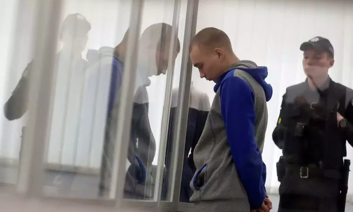 Ποινή ισόβια κάθειρξης από ουκρανικό δικαστήριο σε 21χρονο Ρώσο στρατιώτη για έγκλημα πολέμου