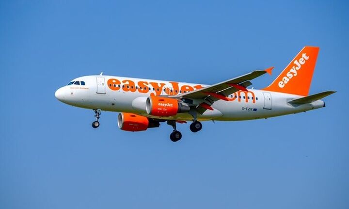  Η easyJet αντιμέτωπη με τεχνικά προβλήματα, περίπου 200 πτήσεις ακυρώθηκαν