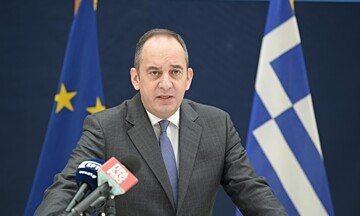  Γ. Πλακιωτάκης: Η διεθνής κοινότητα να ενεργήσει για να λήξει η ομηρία των δύο ελληνόκτητων πλοίων 