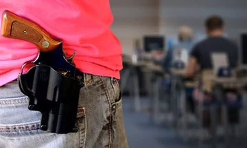 ΗΠΑ: Το Οχάιο δίνει όπλα στους δάσκαλους μετά από εκπαίδευση 24 ωρών - Αντιδράσεις για το νομοσχέδιο