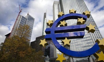  ΕΚΤ: Έτοιμη να προχωρήσει σε σύσφιξη της πολιτικής της λόγω υψηλού πληθωρισμού στην Ευρωζώνη