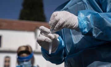 Κορωνοϊός: 2.501 νέα κρούσματα, 119 διασωληνωμένοι και 10 νεκροί