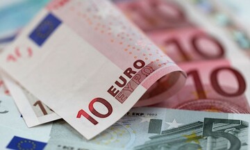 	ΚΕΠΕΑ/ΓΣΕΕ: Πώς αμείβονται οι μισθωτοί του ιδιωτικού τομέα την ημέρα του Αγίου Πνεύματος