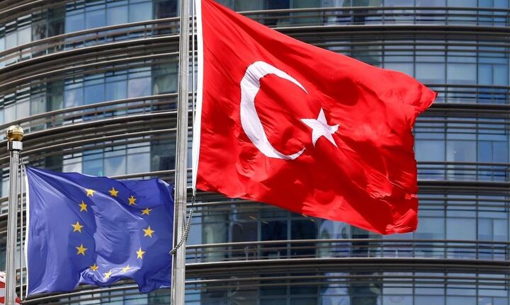 Κομισιόν: Η Τουρκία θα πρέπει να σέβεται την ακεραιότητα όλων των κρατών - μελών 