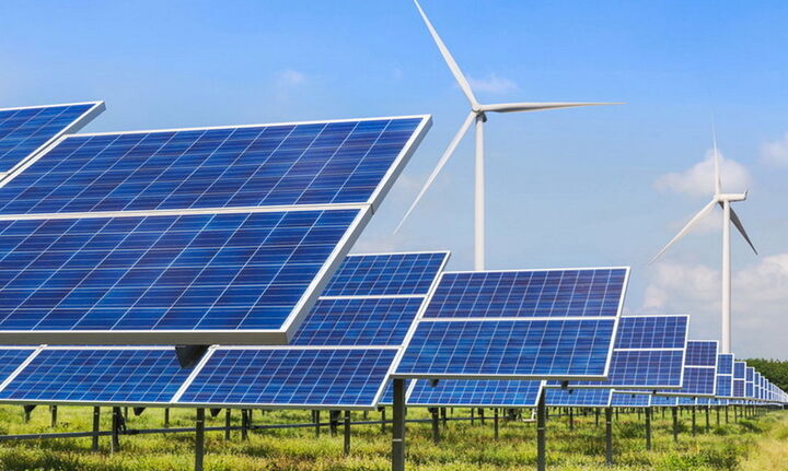Πλεόνασμα 2,3 δισ. ευρώ στον λογαριασμό των ανανεώσιμων πηγών ενέργειας για το 2022