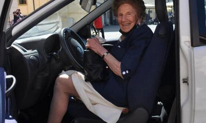Ιταλία: Γυναίκα 100 ετών ανανέωσε την άδεια οδήγησης της για ακόμη δύο χρόνια