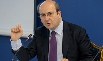 Χατζηδάκης: Έναν χρόνο μετά την ψήφιση του εργασιακού νομοσχεδίου, οι μύθοι  Τσίπρα καταρρέουν