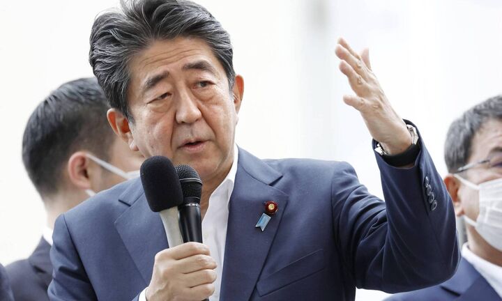 Δολοφονική επίθεση κατά του πρώην πρωθυπουργού της Ιαπωνία Σίνζο Άπε