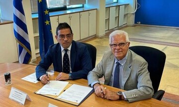  Υποτροφίες σε αστέγους, Ρομά και ωφελούμενους δομών παιδικής προστασίας