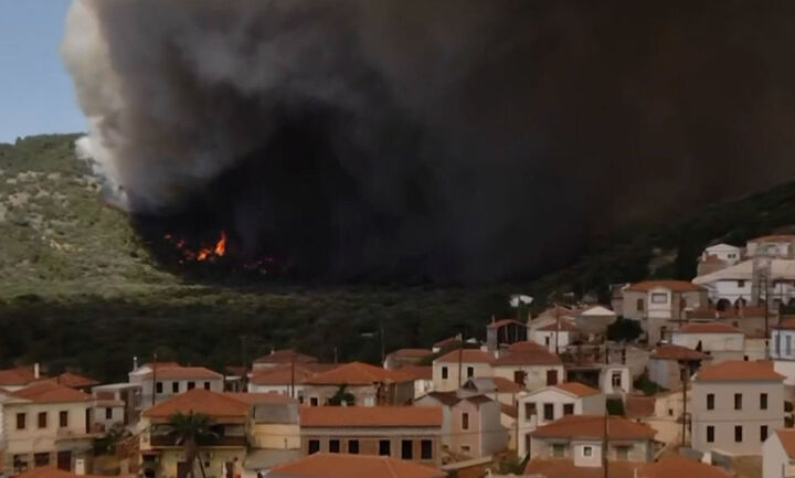 Φωτιά στη Λέσβο - Μεγάλη αναζωπύρωση στην περιοχή Λαγκαδά - Εκκενώνεται ξανά η Βρίσα