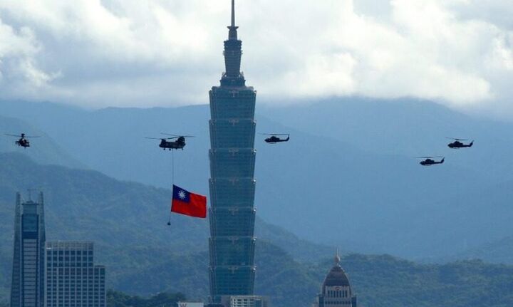  Κίνα: Ο στρατός συνεχίζει τα γυμνάσια «γύρω από την Ταϊβάν»