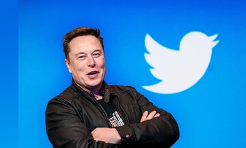 Ο Μάσκ πουλάει 6,9 δισεκατομμύρια δολάρια Tesla για να αποφύγει την αγορά του Twitrer