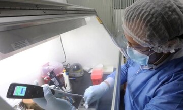  Δύο στους τρεις ασθενείς με Covid-19 είναι ακόμη μεταδοτικοί μετά από πέντε ημέρες