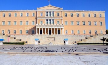 Βουλή: Ψηφίστηκε η πρόταση για εξεταστική επιτροπή στην υπόθεση Ανδρουλάκη