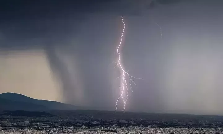 ΕΜΥ - Έκτακτο δελτίο καιρού: Έρχονται βροχές, καταιγίδες και χαλαζοπτώσεις 