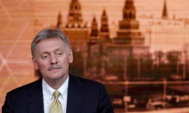 Πεσκόφ: «Γελοία» η απόφαση της ΕΕ για αναστολή βίζας σε Ρώσους πολίτες