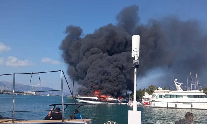 Κέρκυρα: Στις φλόγες ιστιοπλοϊκά σκάφη στη μαρίνα των Γουβιών