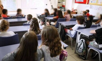  Χωρίς μάσκες, ανοίγουν τη Δευτέρα τα σχολεία