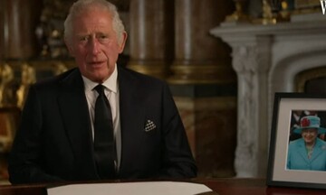  Βασιλιάς Κάρολος Γ': Δεσμεύομαι να υπηρετήσω τον λαό μέχρι το τέλος της ζωής μου