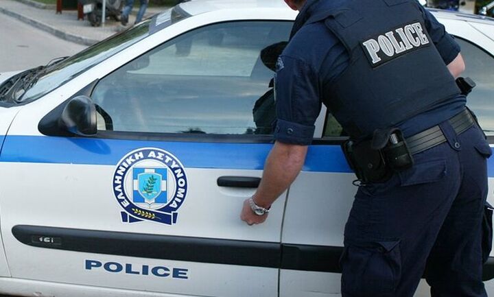 Απόδραση τριών ανδρών από το Αστυνομικό Τμήμα Χαϊδαρίου - Συνελήφθη ο ένας
