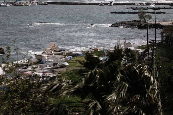 Ραγδαία αλλαγή με βροχές, καταιγίδες και πτώση της θερμοκρασίας