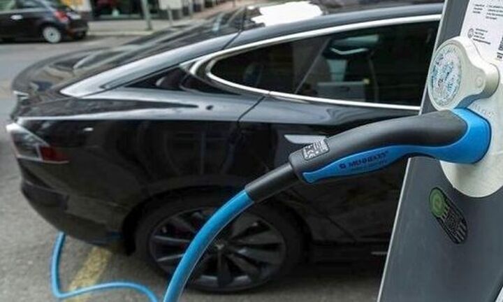 Ηλεκτροκίνηση: Πόσα λεφτά θα γλιτώνουν ανά έτος οι ιδιοκτήτες αυτοκινήτων με την τεχνολογία V2G