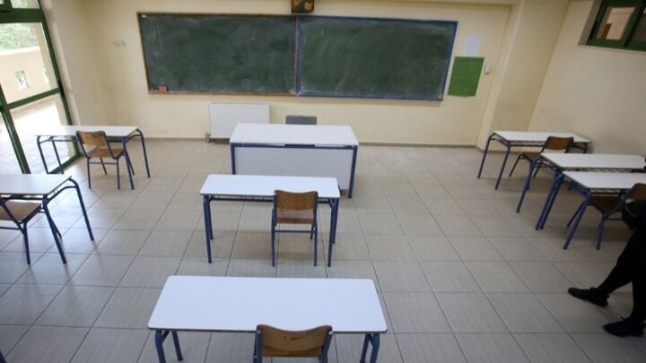 Έκτακτη χρηματοδότηση 64 εκατ. προς τους δήμους για θέρμανση σχολείων