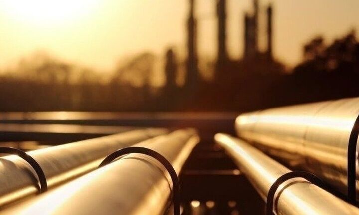 Ο ΟΠΕΚ+ εξετάζει μείωση παραγωγής πετρελαίου έως 2 εκατ. βαρέλια ημερησίως
