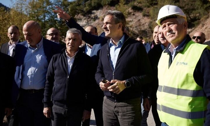 Μητσοτάκης από Καρδίτσα: Νέο αναπτυξιακό εργαλείο με χρηματοδοτικούς πόρους για δήμους της περιοχής