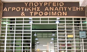  ΥΠΑΑΤ: 31/10 ξεκινούν οι αιτήσεις για το έργο Αναδιάρθρωση των Καλλιεργειών