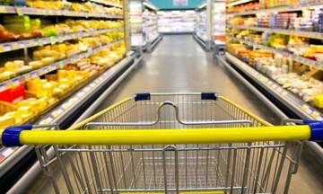 Παραλείπουν γεύματα εκατομμύρια Βρετανοί λόγω αλματώδους αύξησης τιμών