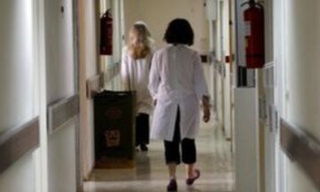 Κινητοποίηση σήμερα γιατρών-νοσηλευτών στα δημόσια νοσοκομεία