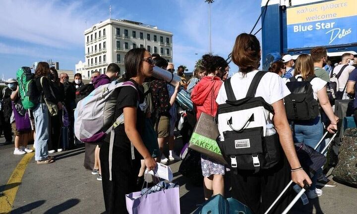 ΤτΕ: Αύξηση κατά 92,1% στις τουριστικές εισπράξεις στο οκτάμηνο - Σύγκριση με το 2019