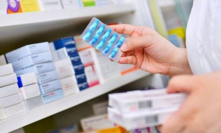 Προειδοποίηση από ΦΣΑ: Πάνω από 400 φάρμακα πρώτης ανάγκης λείπουν από τα φαρμακεία