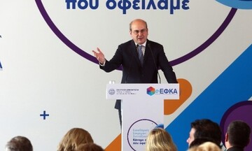 Χατζηδάκης: Τελειώσαμε με τις εκκρεμείς κύριες συντάξεις και πλέον εκδίδουμε νέες  σε 2 μήνες